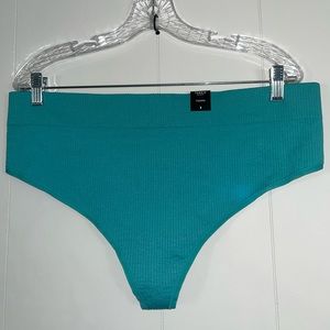 Torrid seamless ribbed high-rise thong bundle!